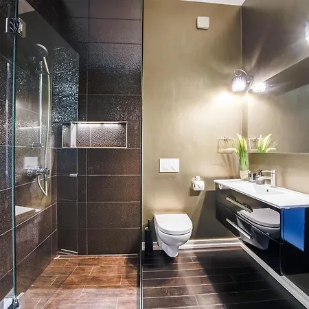 Апартаменты Luxury In The Heart Of